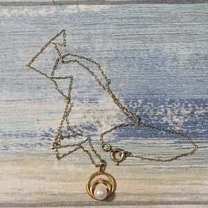 Vintage AVON 1/20 14k Necklace.